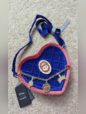 NWT Loungefly Disney Snow White Evil Queen Velvet Heart Crossbody Bag